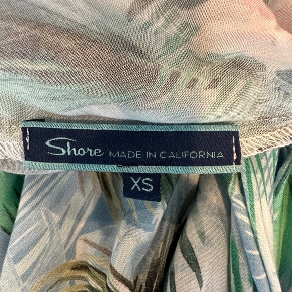 Floral shore dress, low back! - Picture 3 of 3